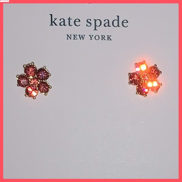 kate spade NEW YORK CORAL FLOWER STUDS - Picture 3 of 6